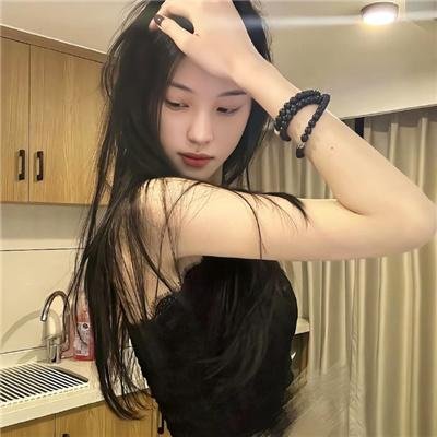 如何培养一个女孩 海报